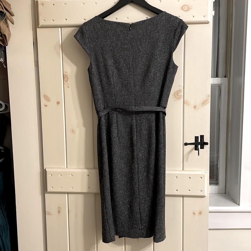 White House, Black Market - business dress. - Picture 2 of 4